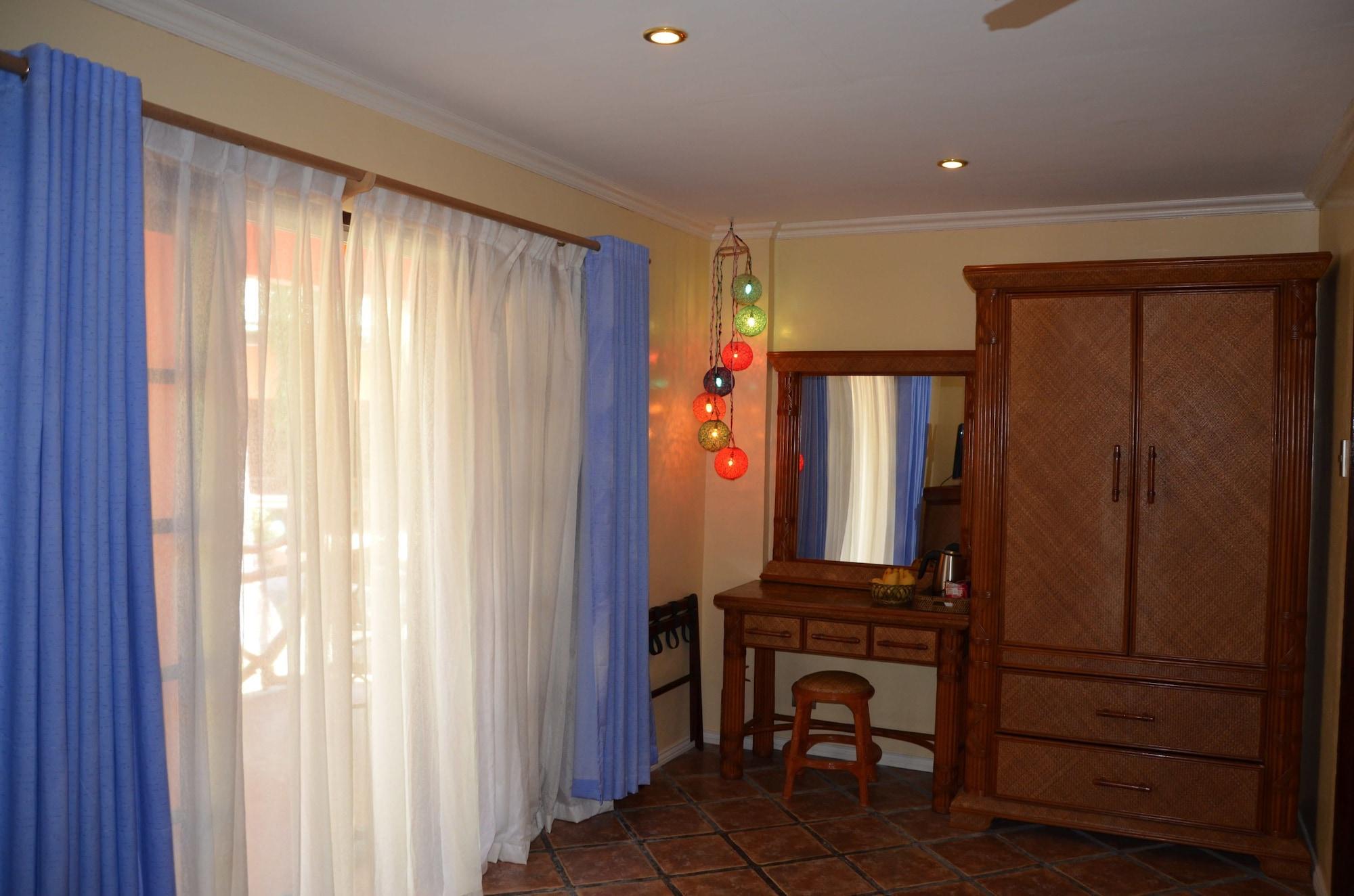 Bohol Sea Resort Панглао Екстериор снимка
